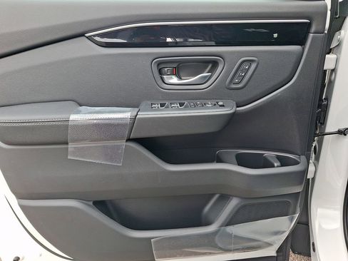 New 2026 Honda Pilot EX-L image 8