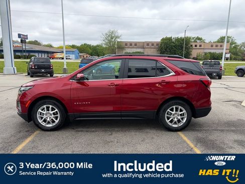 Used 2024 Chevrolet Equinox LT w/ LPO, Floor Liner Package FWD image 4
