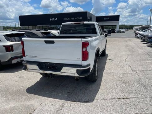 Used 2023 Chevrolet Silverado 2500 LT w/ Convenience Package AWD/4WD image 7