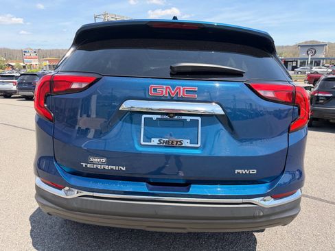 Used 2021 GMC Terrain SLT image 5