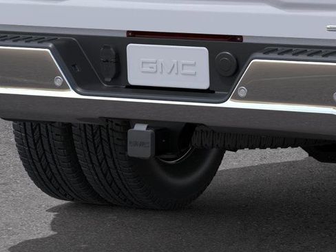 New 2026 GMC Sierra 3500 SLT w/ SLT Premium Package image 42