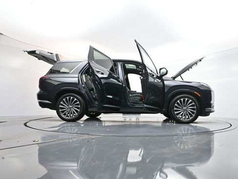 Used 2024 Hyundai Palisade Calligraphy image 48