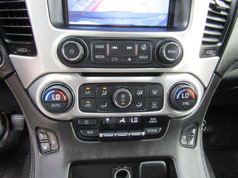 Used 2016 GMC Yukon SLT image 22