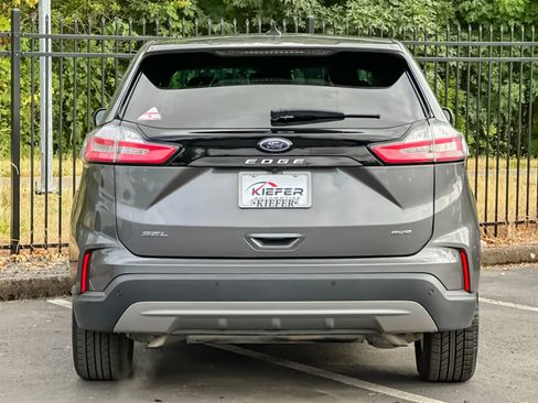 Used 2024 Ford Edge SEL AWD/4WD image 4