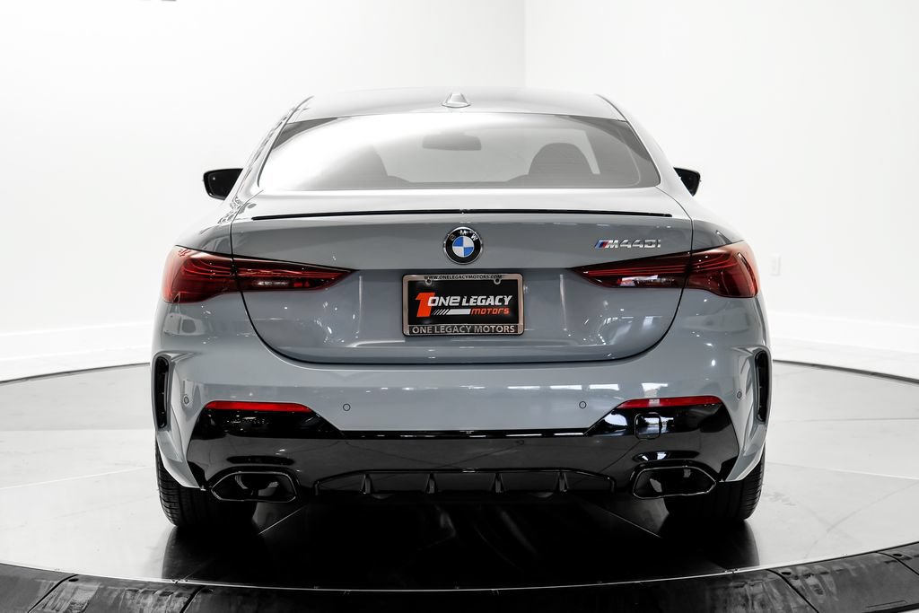 Used 2025 BMW M440i Coupe w/ Premium Package RWD image 11