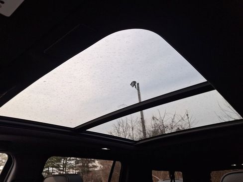 New 2026 GMC Yukon XL Denali w/ Sun & Power Step Package image 9