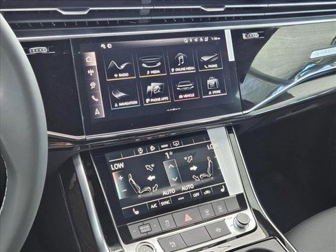Used 2025 Audi Q8 Premium w/ Black Optic Package AWD/4WD image 12