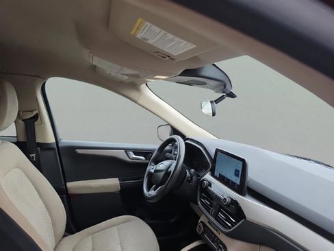 Used 2020 Ford Escape SE FWD image 29
