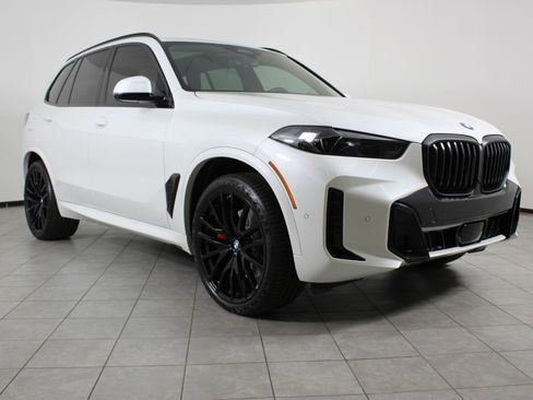 New 2026 BMW X5 sDrive40i image 7