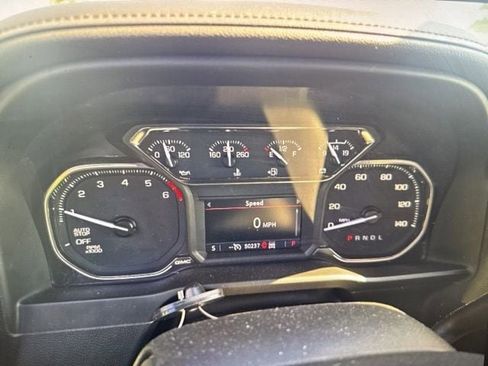 Used 2022 GMC Sierra 1500 Elevation AWD/4WD image 5