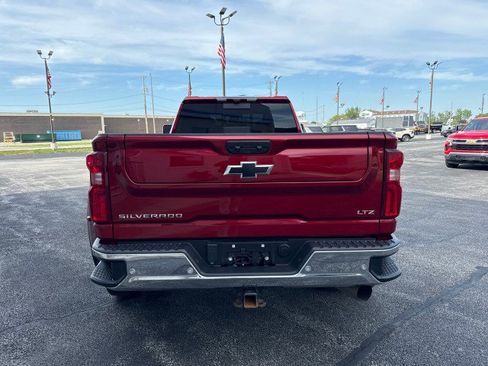 Used 2024 Chevrolet Silverado 3500 LTZ w/ LTZ Plus Package AWD/4WD image 4