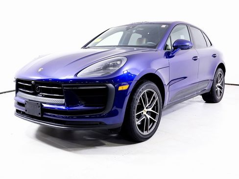 Used 2023 Porsche Macan image 1