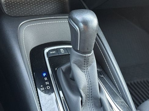 Used 2022 Toyota Corolla SE w/ SE Preferred Package image 33