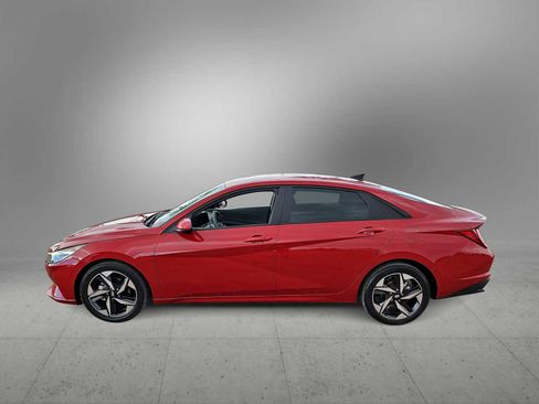Certified 2023 Hyundai Elantra SEL w/ Convenience Package image 5