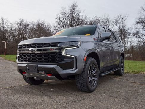 Used 2021 Chevrolet Tahoe Z71 w/ Rear Media and Nav Package image 7