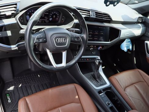 Used 2022 Audi Q3 2.0T Premium AWD/4WD image 11