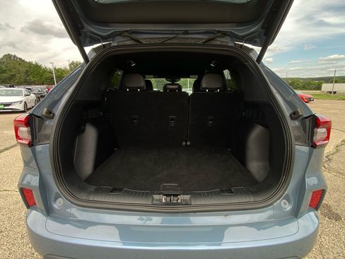 Used 2024 Ford Escape ST-Line FWD image 12