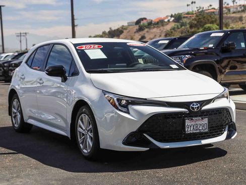 Certified 2026 Toyota Corolla SE FWD image 3