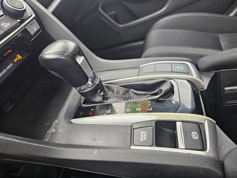 Used 2020 Honda Civic EX image 22