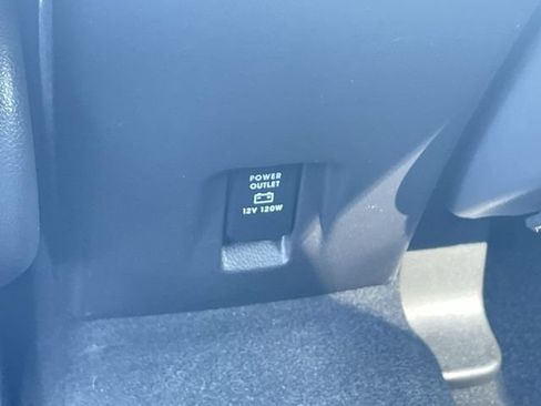 Used 2022 Mitsubishi Eclipse Cross SE FWD image 21