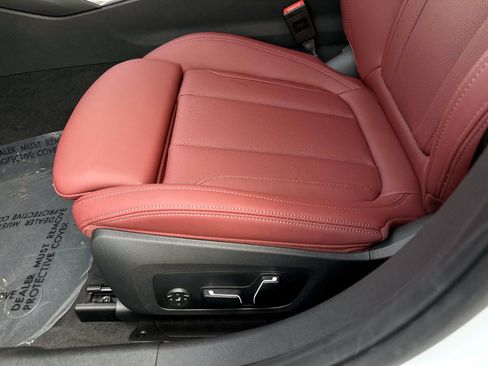 New 2026 BMW 330i Sedan w/ Convenience Package RWD image 18