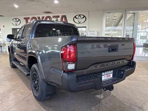 Certified 2021 Toyota Tacoma SR5 RWD image 8
