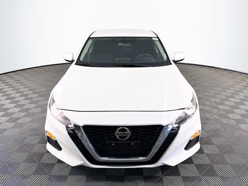 Used 2020 Nissan Altima 2.5 S image 2