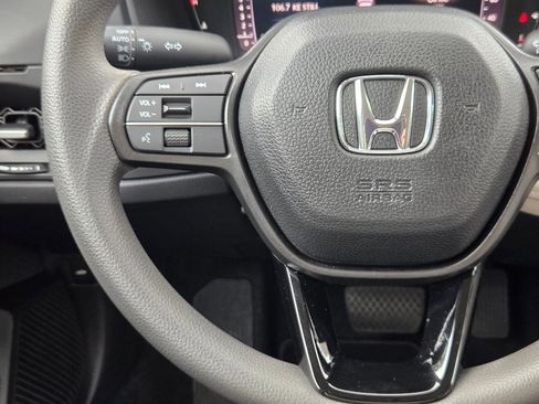 Certified 2025 Honda Accord SE image 20