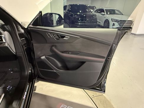 Used 2024 Audi RS Q8 AWD/4WD image 43