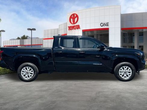 Used 2025 Toyota Tacoma SR5 RWD image 3