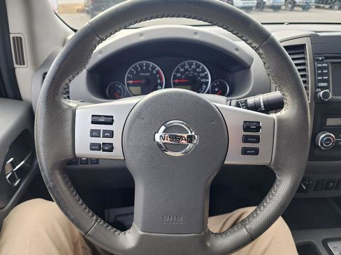 Used 2019 Nissan Frontier SL image 21