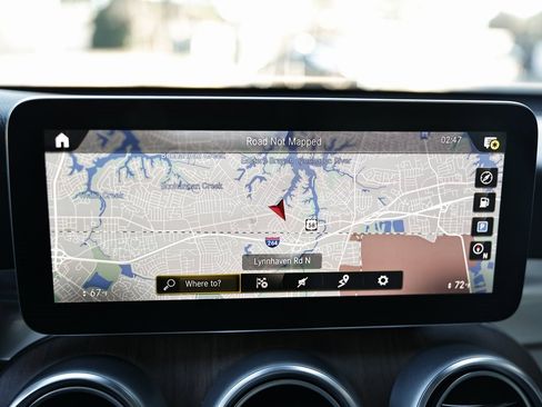 Used 2022 Mercedes-Benz GLC 300 4MATIC image 36