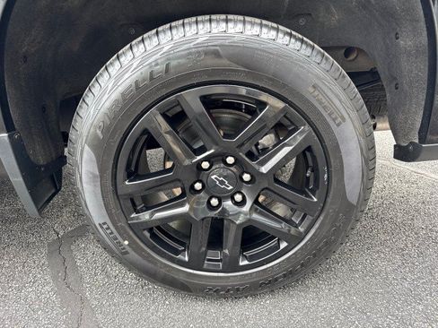 Used 2024 Chevrolet Silverado 1500 RST AWD/4WD image 12