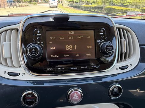 Used 2017 FIAT 500 Pop FWD image 21