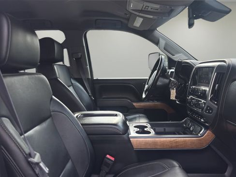 Used 2015 Chevrolet Silverado 2500 LTZ w/ LTZ Plus Package AWD/4WD image 9
