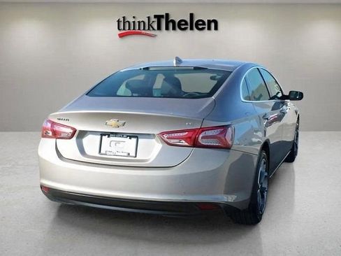 Used 2022 Chevrolet Malibu LT image 4