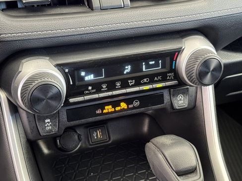 Certified 2025 Toyota RAV4 LE FWD image 19