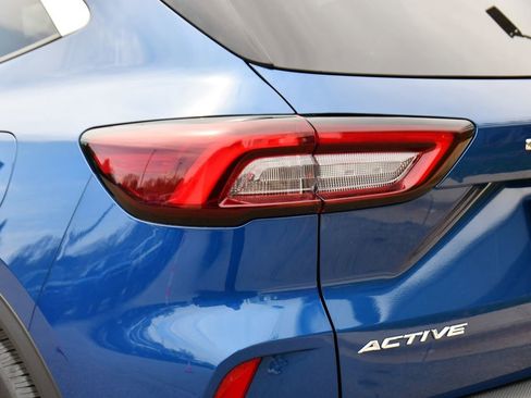 Used 2023 Ford Escape Active image 35