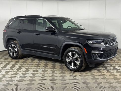 Used 2024 Jeep Grand Cherokee Limited 4xe AWD/4WD image 2