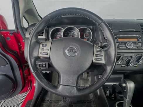 Used 2010 Nissan Versa Hatchback w/ Premium Pkg FWD image 16