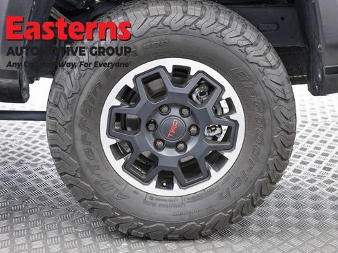 Used 2024 Toyota Tacoma TRD Off-Road AWD/4WD image 32