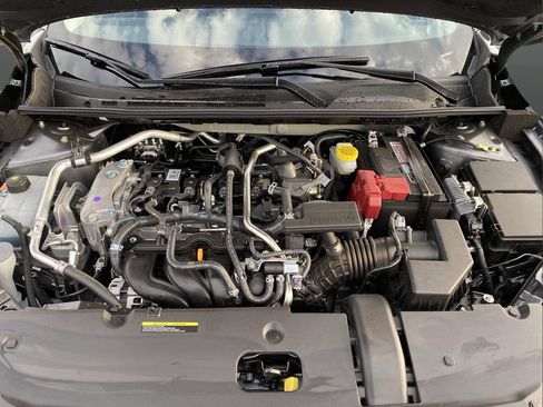 New 2025 Nissan Sentra SR w/ SR Premium Package FWD image 35