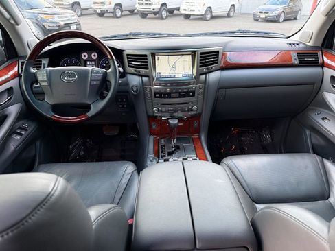 Used 2008 Lexus LX 570 4WD image 15