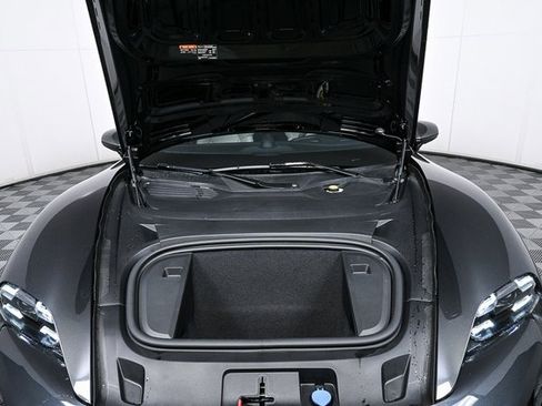 Certified 2022 Porsche Taycan GTS image 36