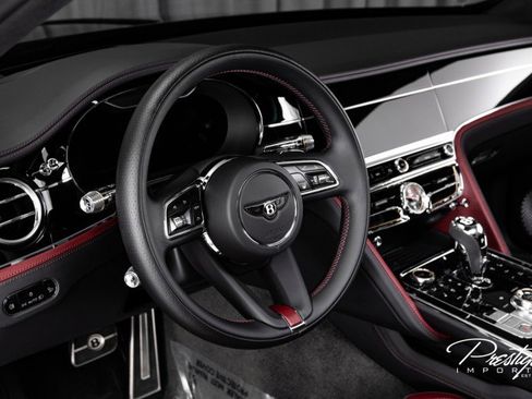 Used 2023 Bentley Flying Spur W12 image 27