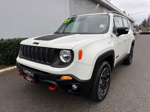 Used 2023 Jeep Renegade Trailhawk image 3