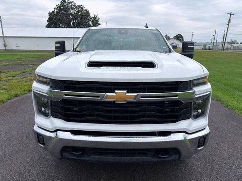 Used 2025 Chevrolet Silverado 2500 LT w/ Convenience Package AWD/4WD image 15