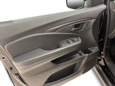 Used 2023 Honda Passport EX-L image 13