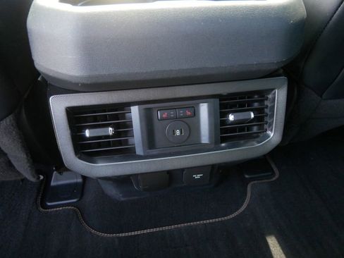 Used 2023 Ford F350 Platinum AWD/4WD image 19