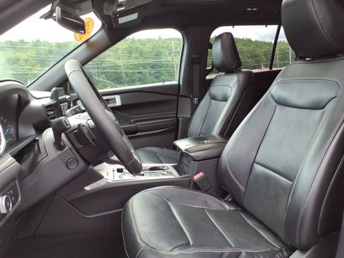 Used 2020 Ford Explorer Limited AWD/4WD image 9